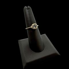 14K Yellow Gold Clear Stone Ring Sz: 6 - 1.5G!
